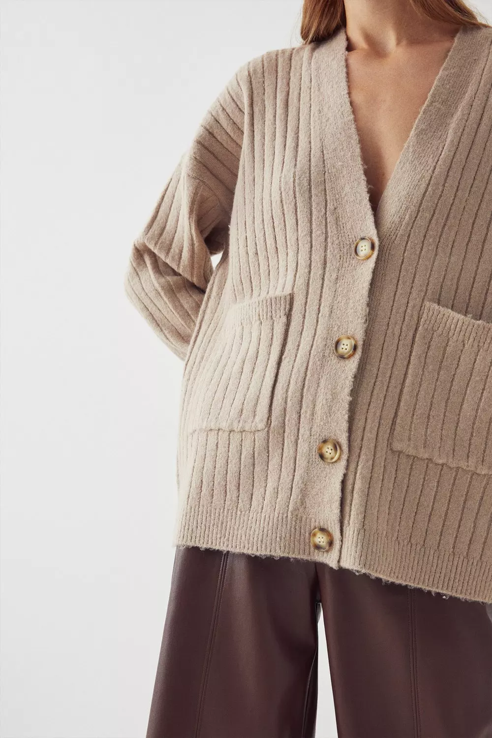 Wide Rib Pocket Detail Knit Cardigan