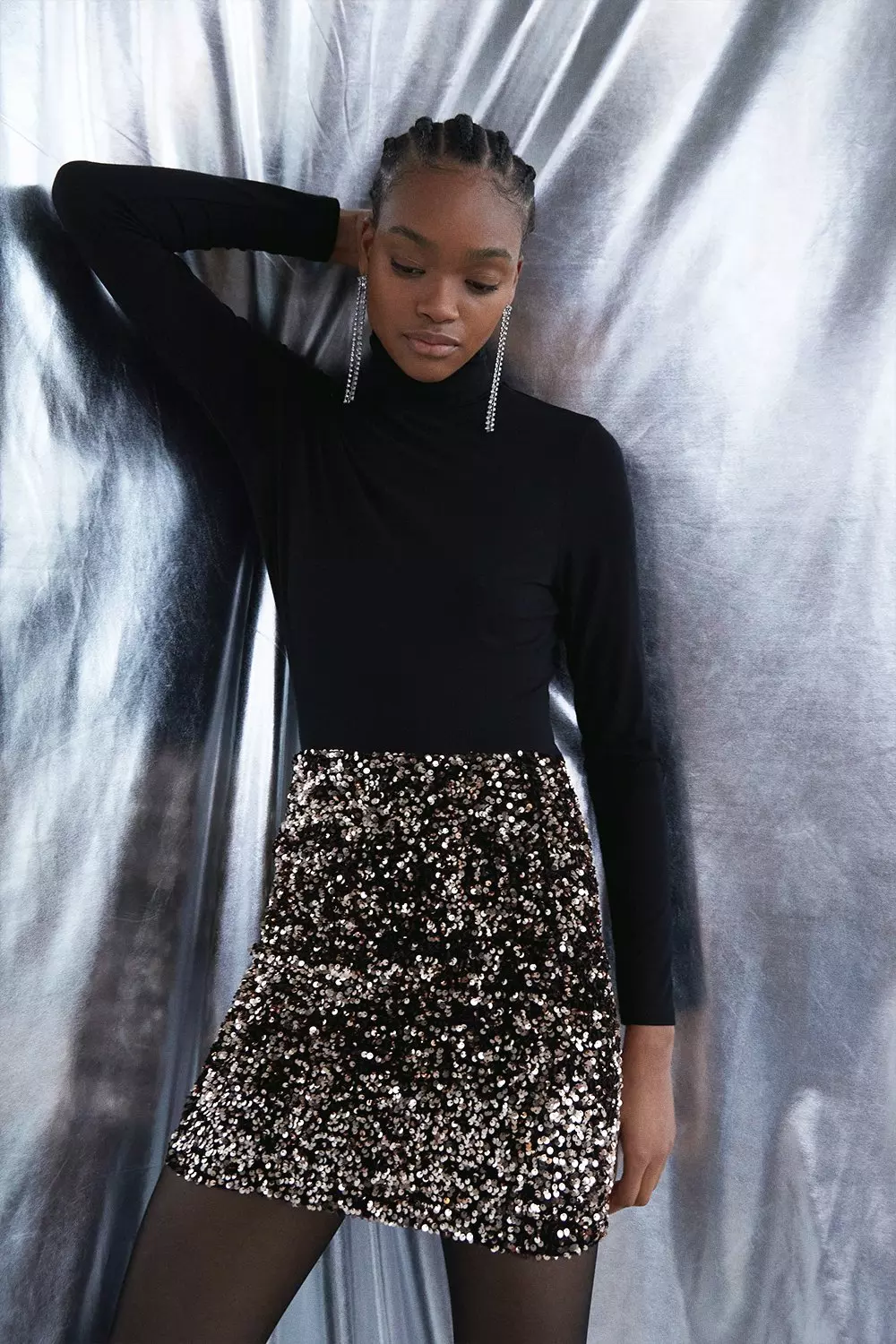 Velvet Sequin Short Skirt