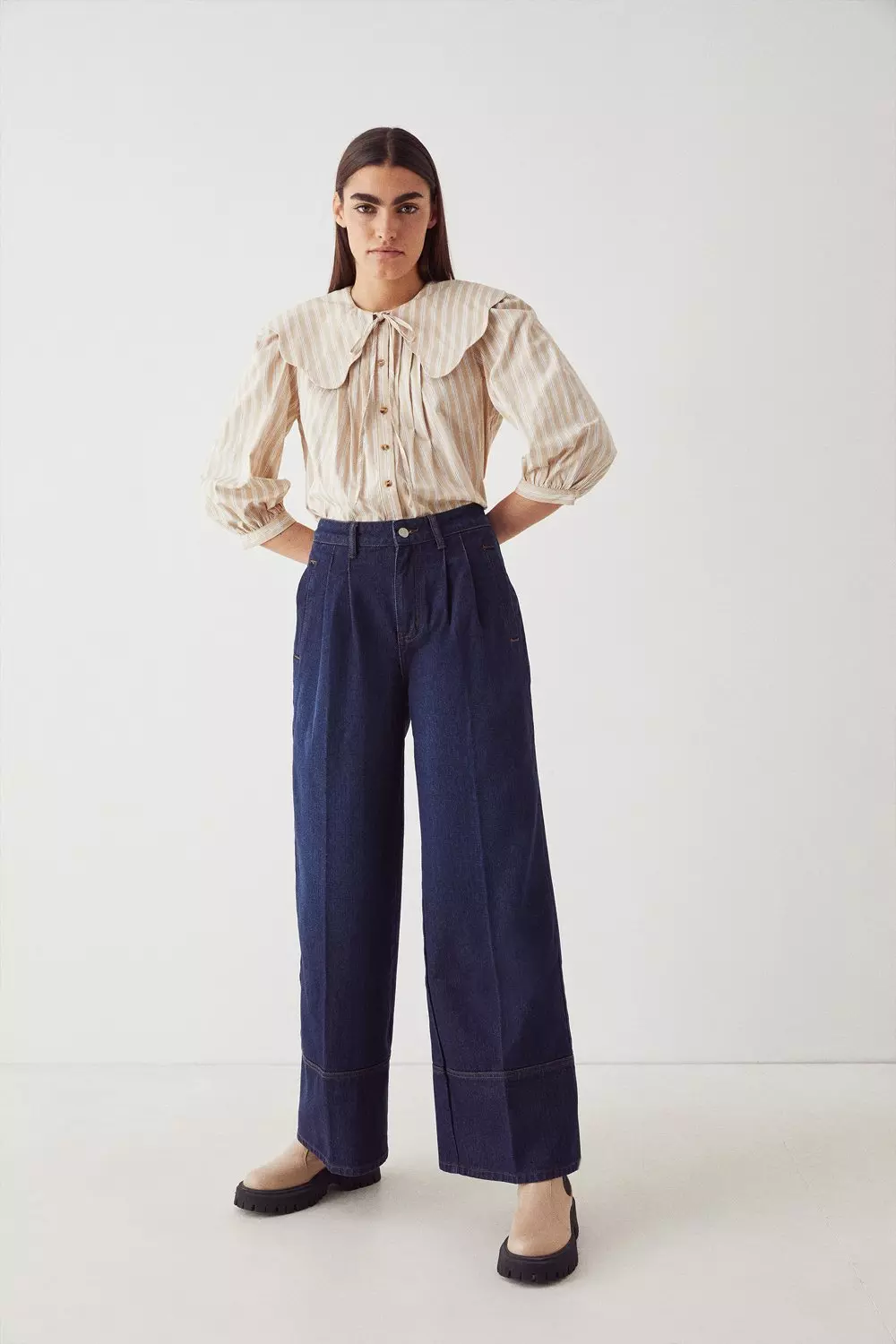 56s Tuck Waist Wide Leg Jeans | Warehouse