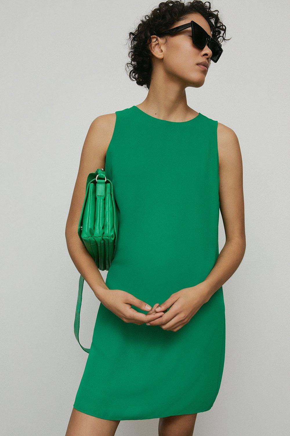 green dress sleeveless