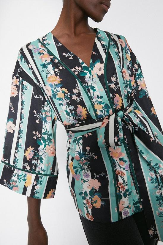 Warehouse Kimono Jacket In Linear Floral Print 4