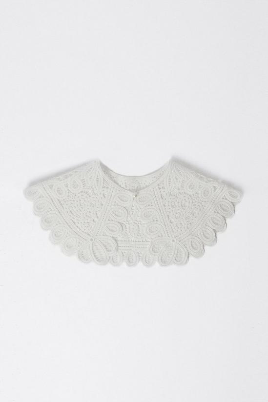 Warehouse White Embroidered Collar 3