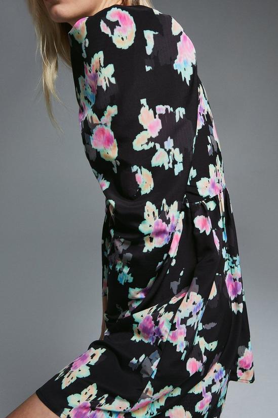 Warehouse Puff Sleeve Dress In Printed Floral 4