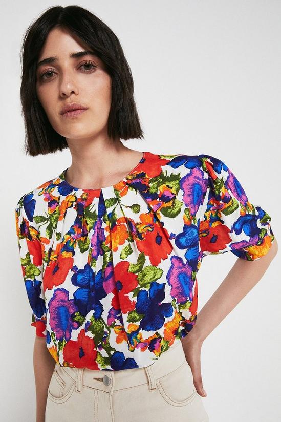 Warehouse Pleat Neck Top In Print With Short Sleeve 1