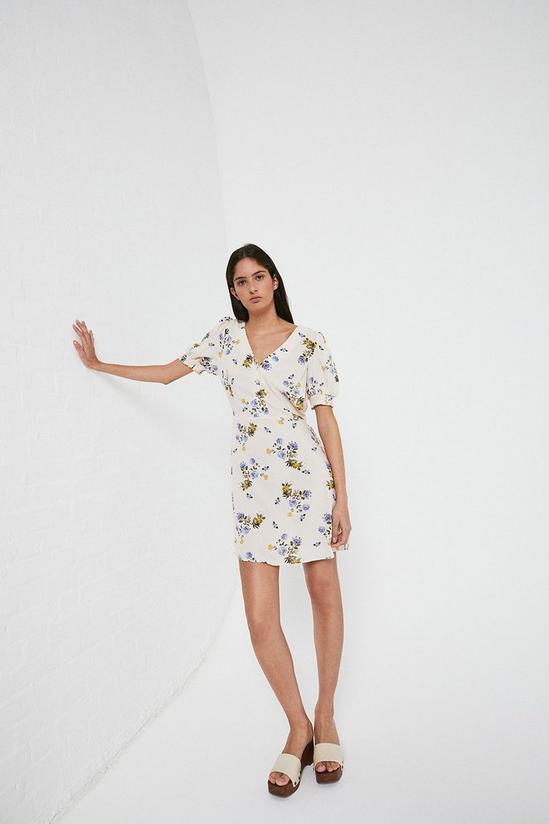 Warehouse Tea Dress With Buttons In Floral 2