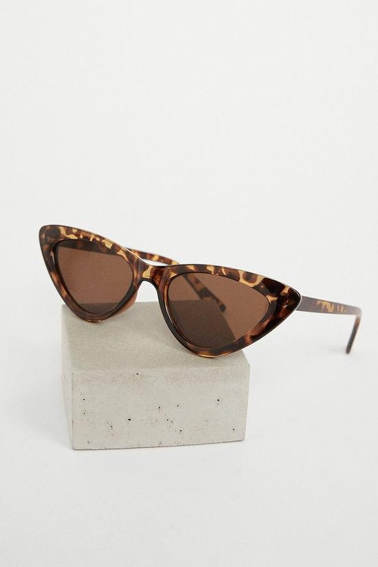 Warehouse Tortoise Shell Cat Eye Sunglasses 2