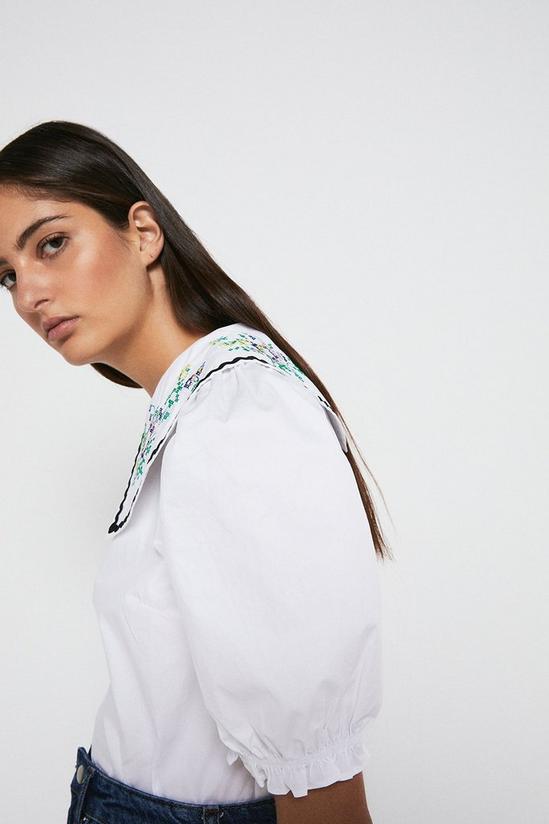 Warehouse Short Sleeve Top With Embroidered Collar 4