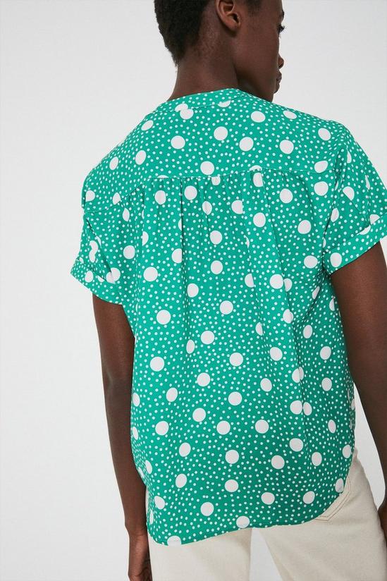 Warehouse Spot Print Over The Head Top 3