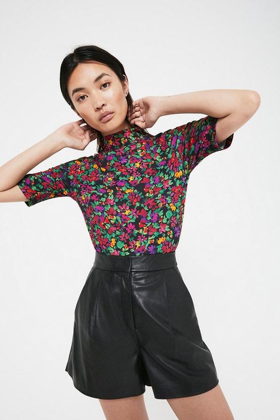 Warehouse Printed Funnel Neck Short Sleeve Top 4