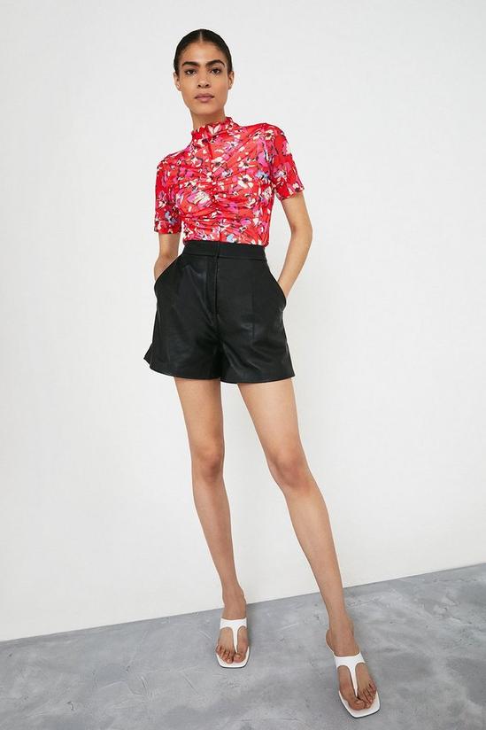 Warehouse Printed Ruched Front Short Sleeve Mesh Top 2