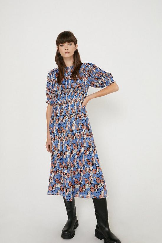 Warehouse Pleated Midi Dress With Short Sleeve 1