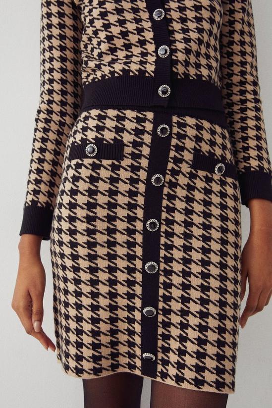 Warehouse Compact Houndstooth Knit Skirt 1