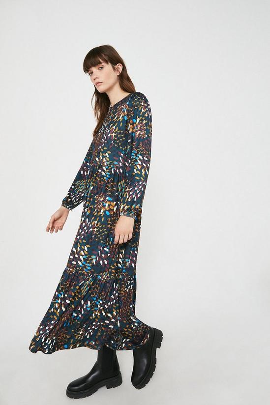 Warehouse Printed Crew Neck Tiered Dress 1