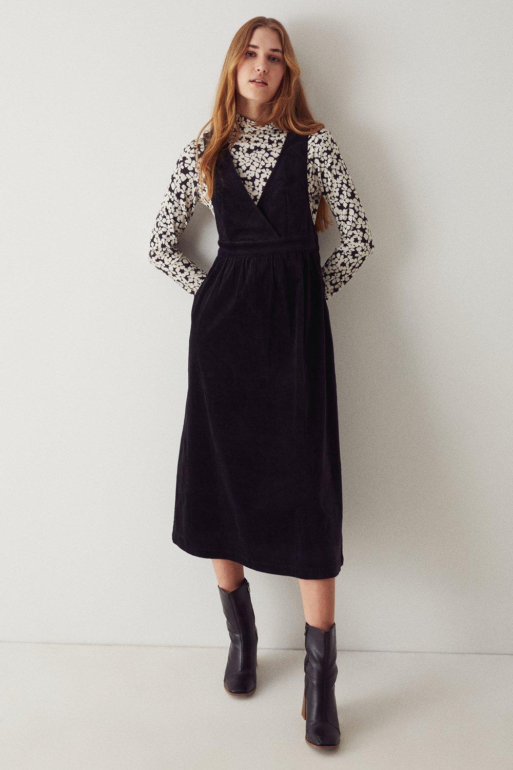 Midi pinafore clearance dress