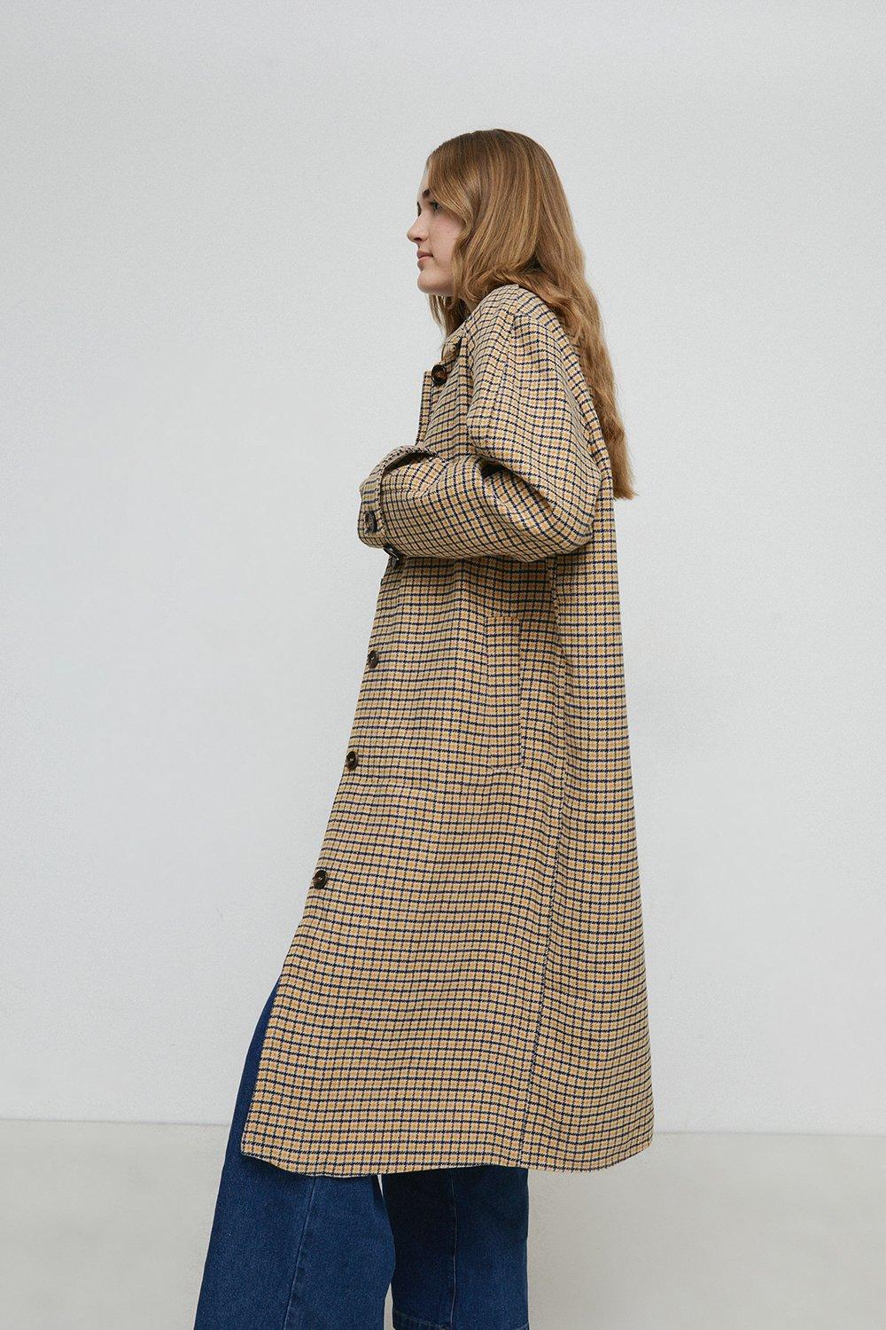 Warehouse shop check coat