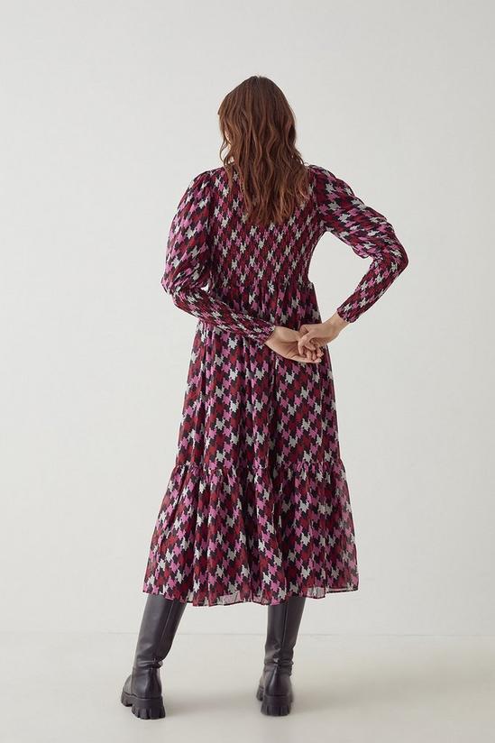 Warehouse Shirred Bodice Midi Dress In Dogtooth 3