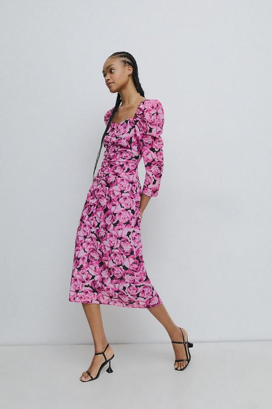 Warehouse Sweetheart Neck Ruched Midi Dress In Floral 2