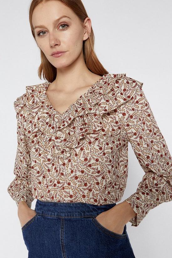 Warehouse Floral Swirl Ruffle Front Top 2