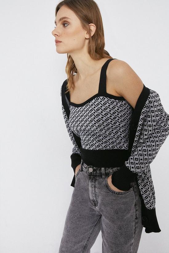 Warehouse Geo Jacquard Knitted Cropped Vest 1