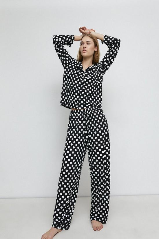 Warehouse Printed Jersey Shirt And Trouser Pyjama Set 1