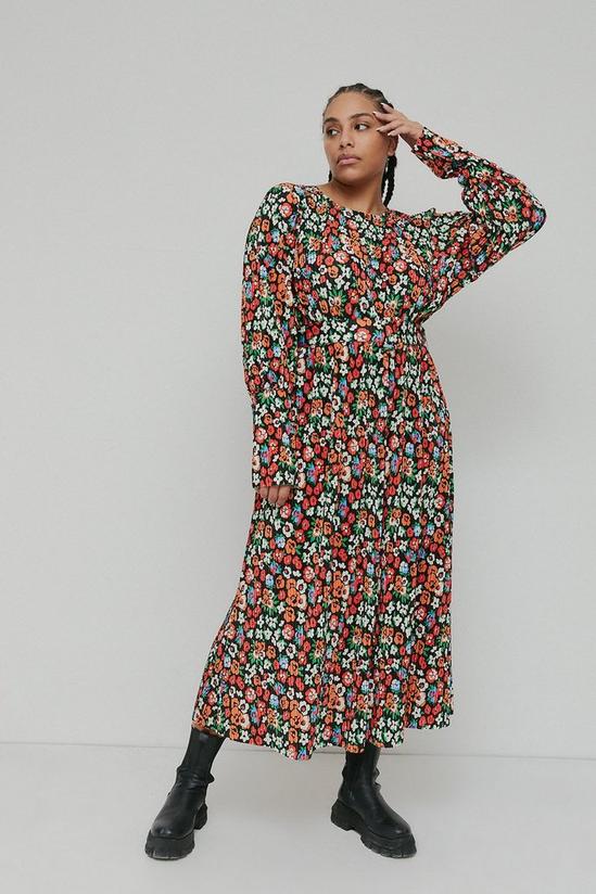 Warehouse Plus Size Floral Print Plisse Belted Midi Dress 2