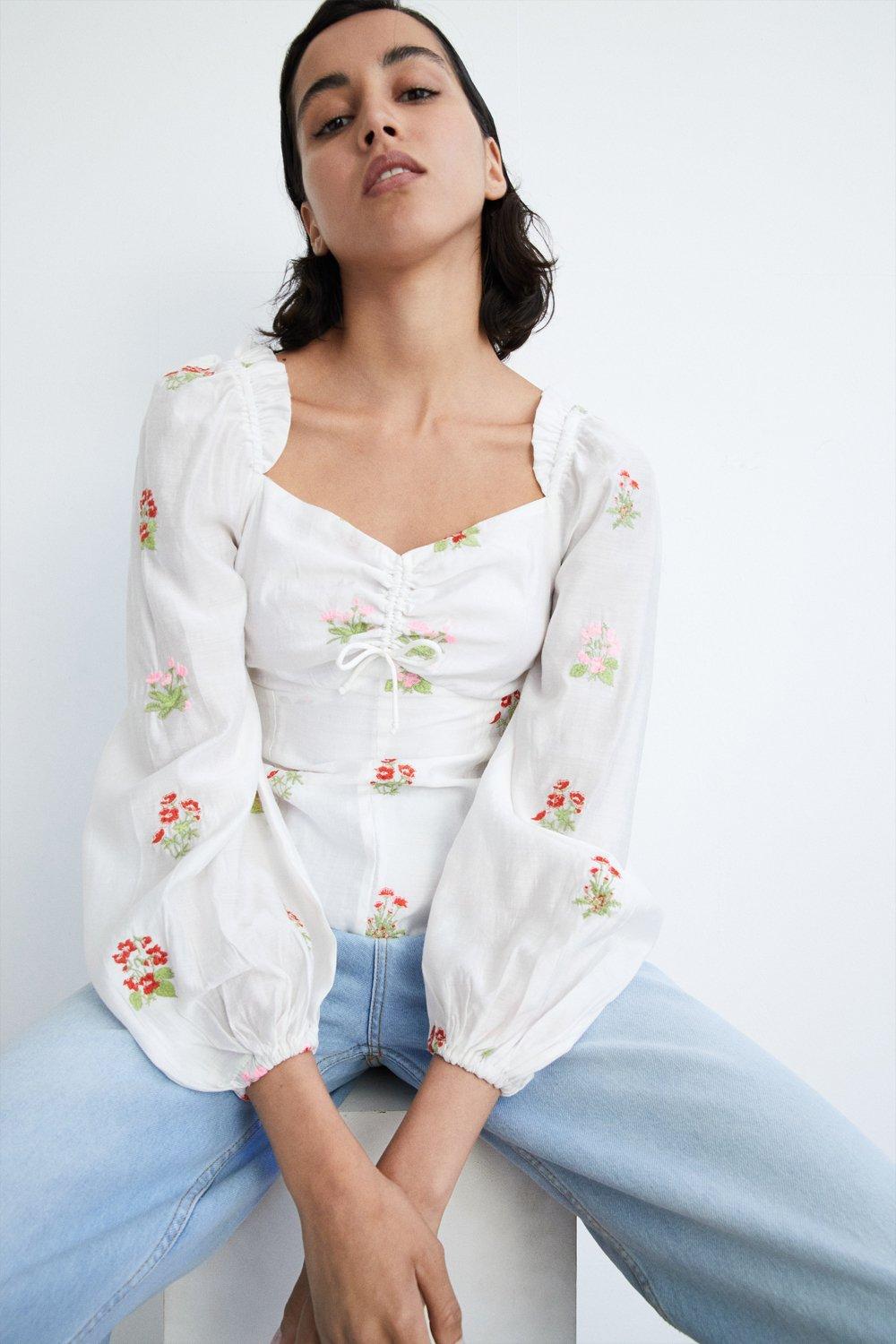 Womens Embroidery Blouse - white