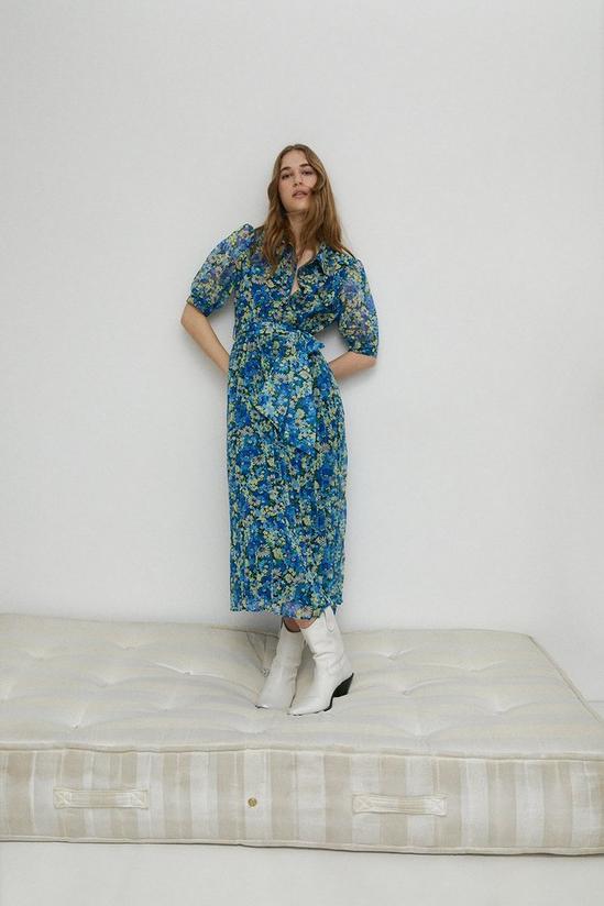 Warehouse Short Sleeve Pleated Midi Shirt Dress Floral 1