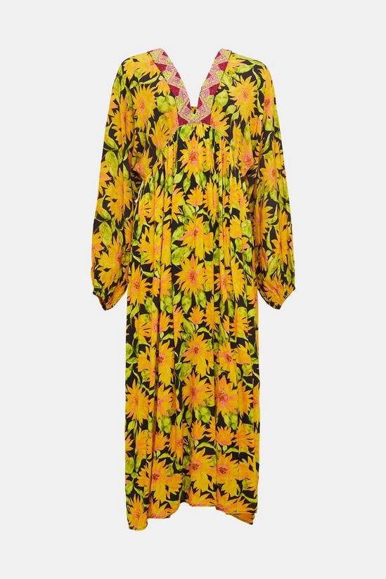 Warehouse Plus Size V Neck Trim Maxi Dress In Floral 4