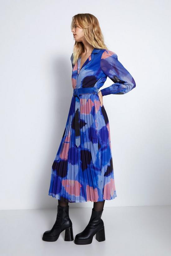 Warehouse Abstract Revere Collar Belted Pleat Chiffon Midi Dress 3