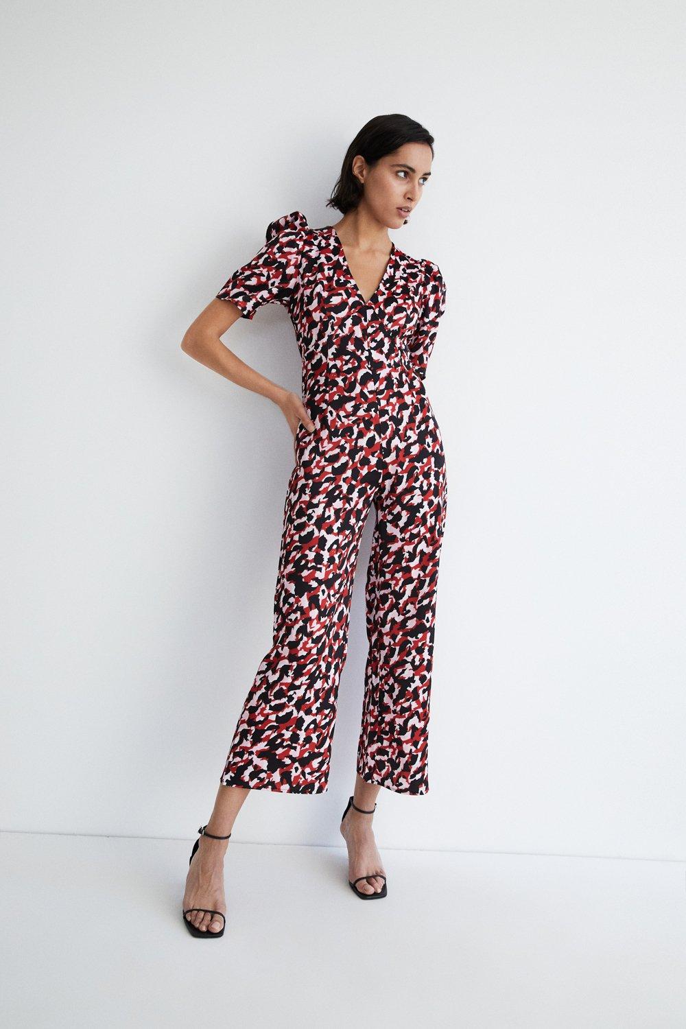 Womens Petite Satin Printed V Neck Jumpsuit - red
