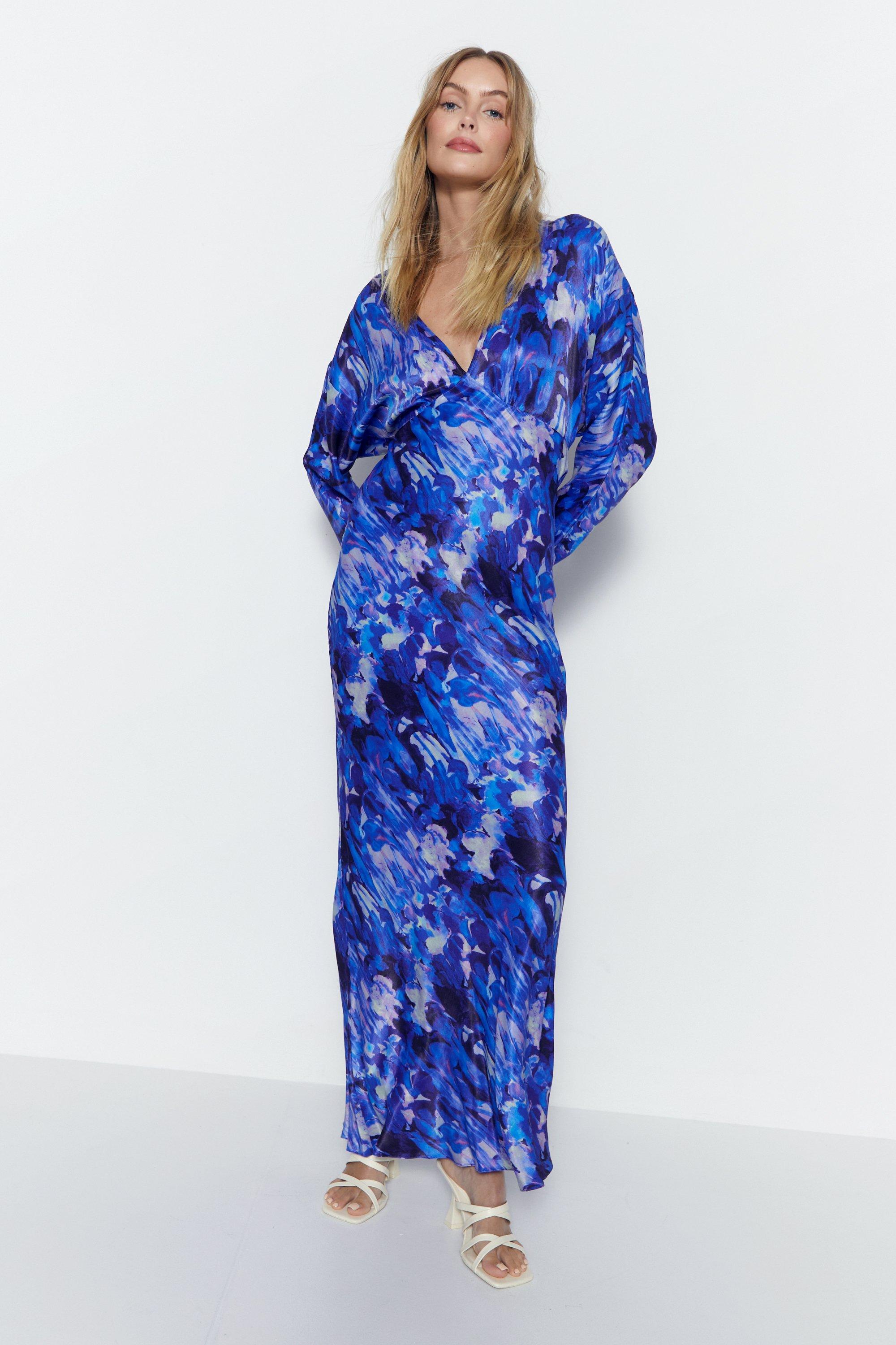 Womens Blurred Abstract Print Satin Batwing Dress - blue