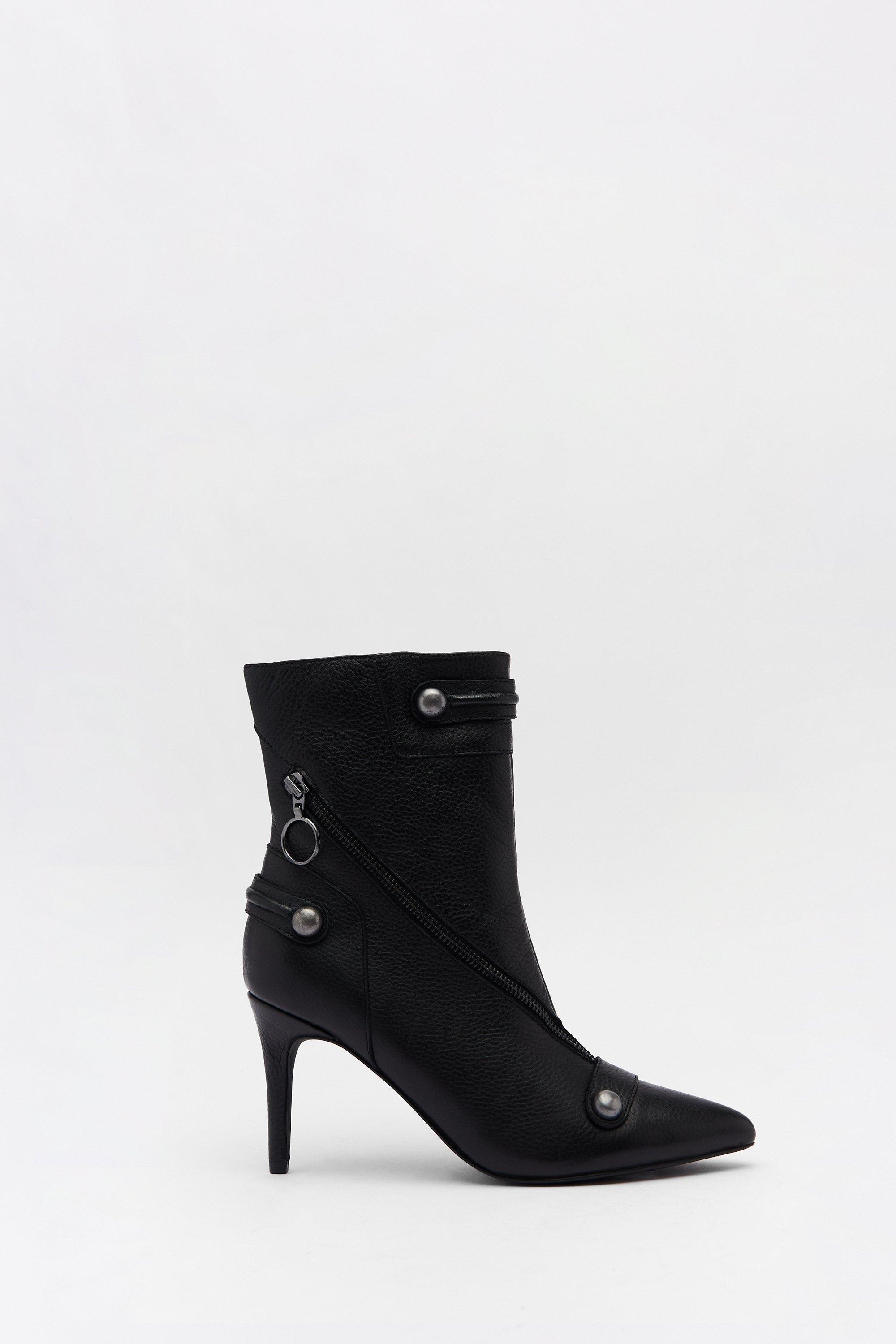 Womens Leather Zip & Stud Pointed Toe Ankle Boots - black