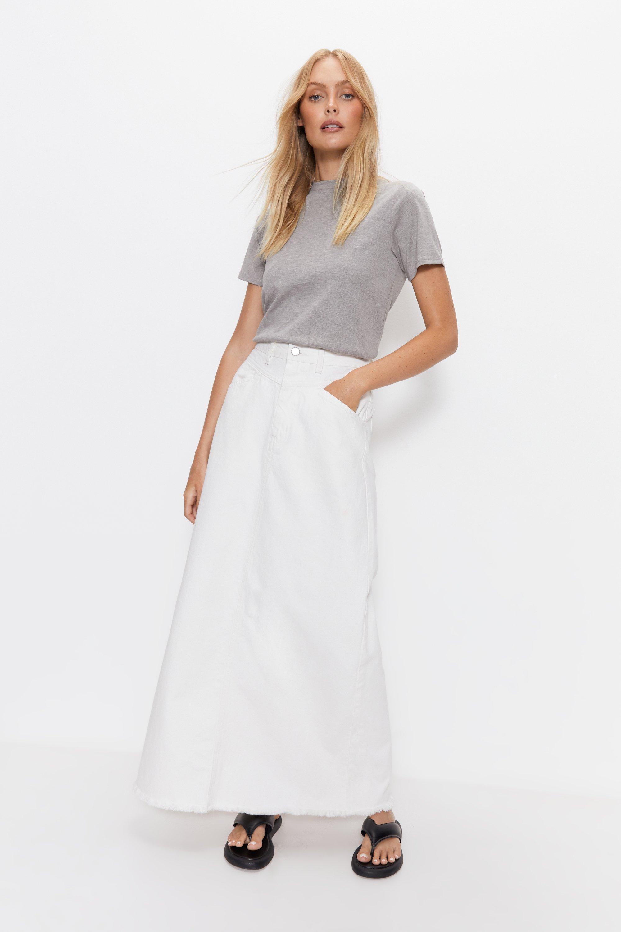 A line clearance denim skirt warehouse