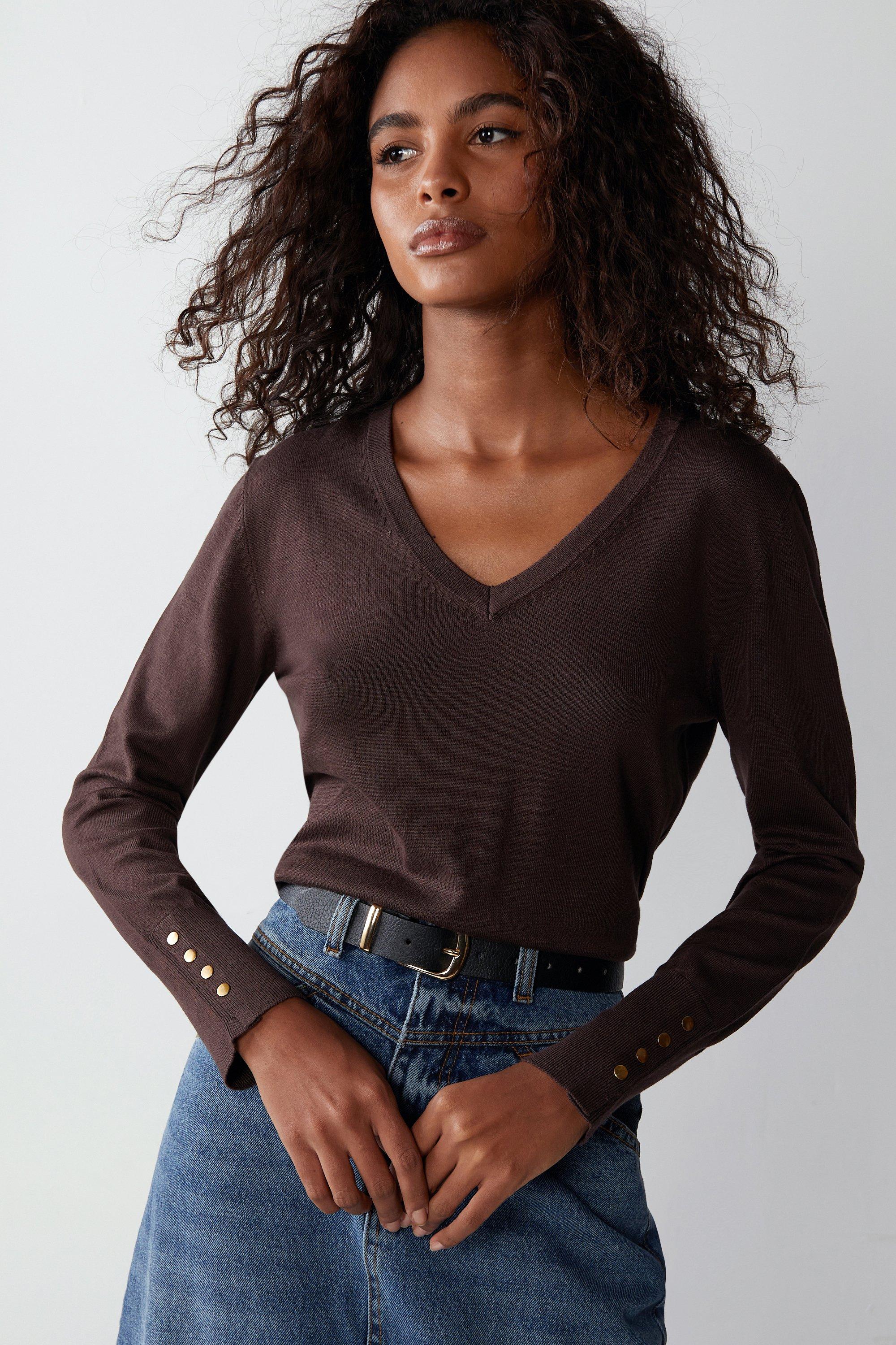 Womens V Neck Knitted Jumper - chocolate